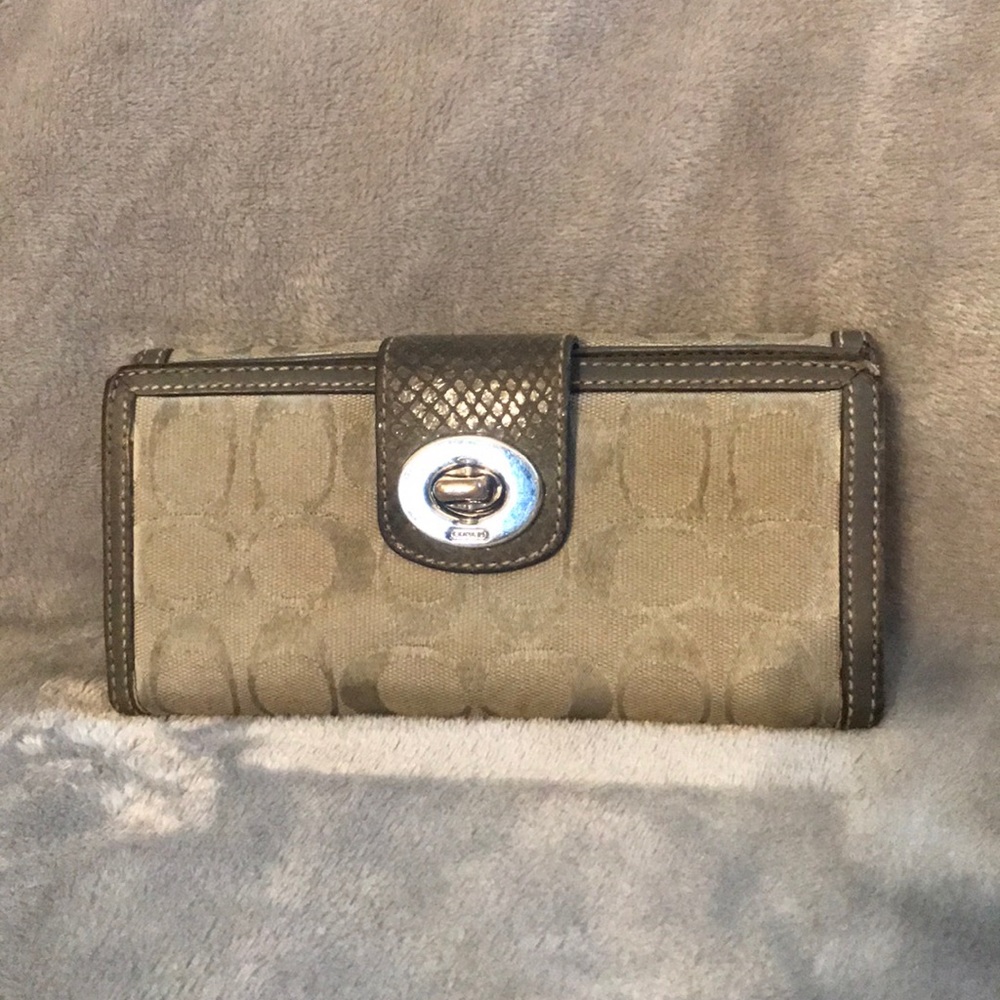 Well loved Coach wallet